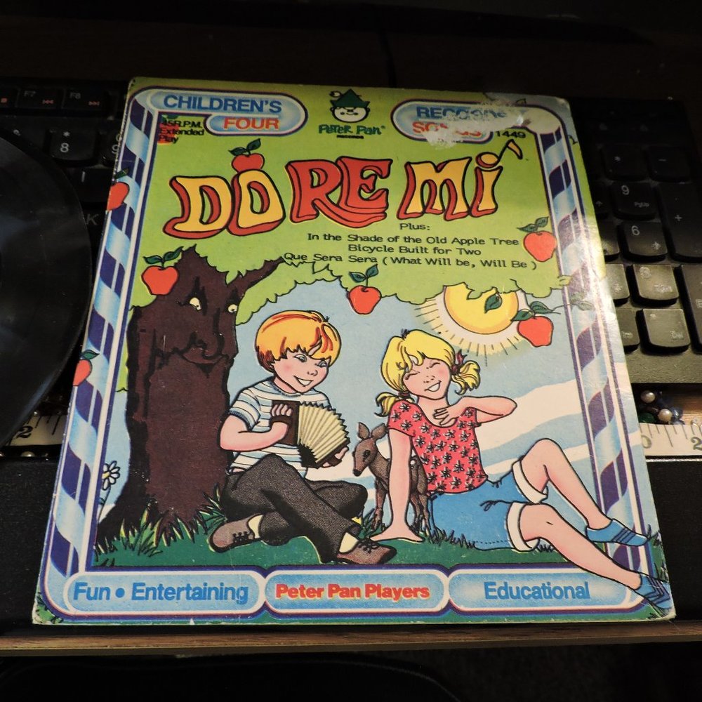 DoReMi ... PETER PAN RECORDS 4 Children's songs 45 rpm  BONUS DISCOUNT